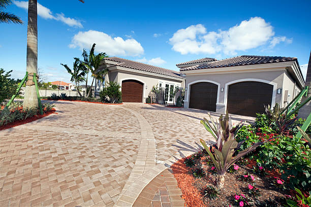 Emerald Lake Hills, CA Driveway Pavers Company