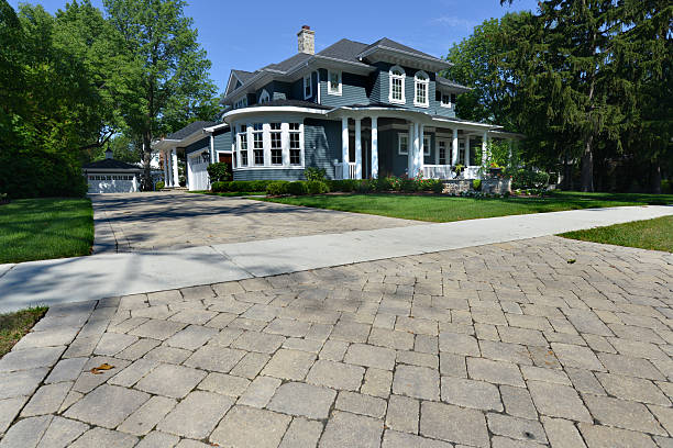 Best Driveway Paving Contractor  in Emerald Lake Hills, CA
