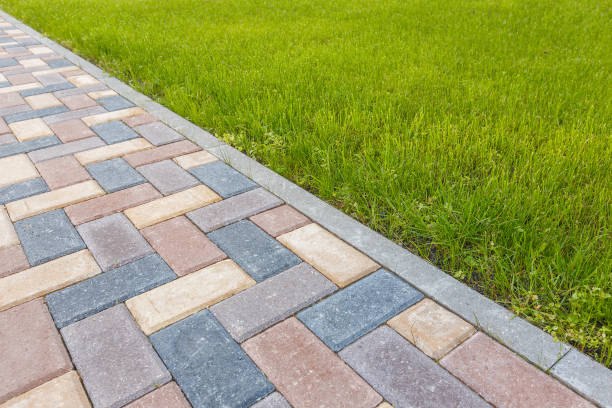 Best Driveway Paving Contractor  in Emerald Lake Hills, CA